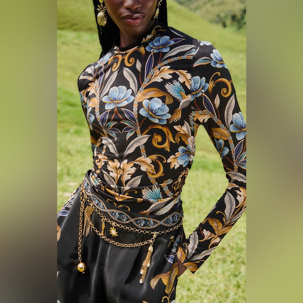 FARM Rio Floral Snake Print Top - Picture 4 of 7